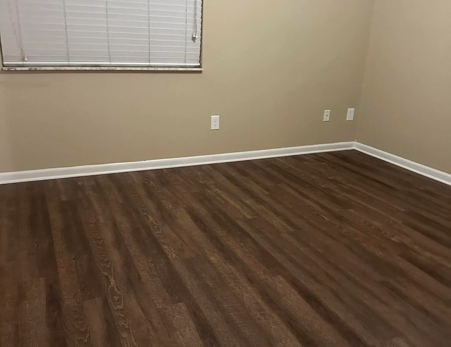 2 bed, 1.0 bath, 1350 sqft, $1,550 — Photo 3