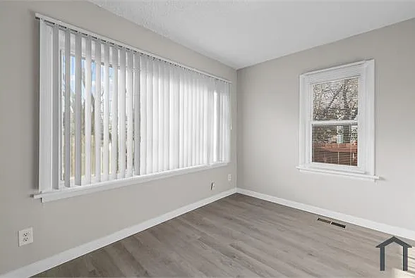 2056 Coleridge Dr — Photo 19