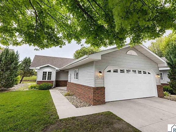 3rd image of 105 Raven Ct