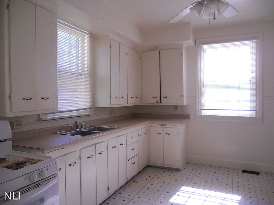 2nd image of 635 Anderson Ave