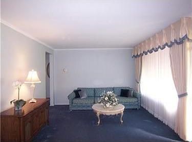 2nd image of 88 Montclair Dr
