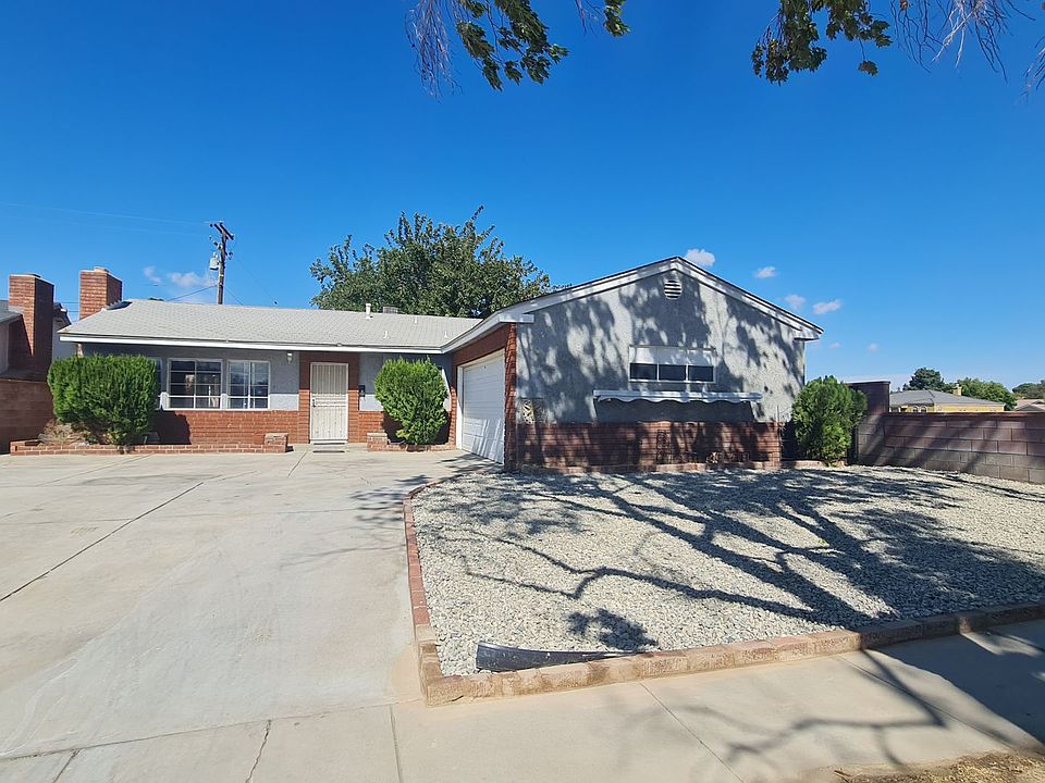 1st image of 427 E Avenue J15