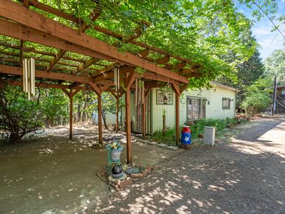 2681 Russell Rd, Merlin, OR, 97532