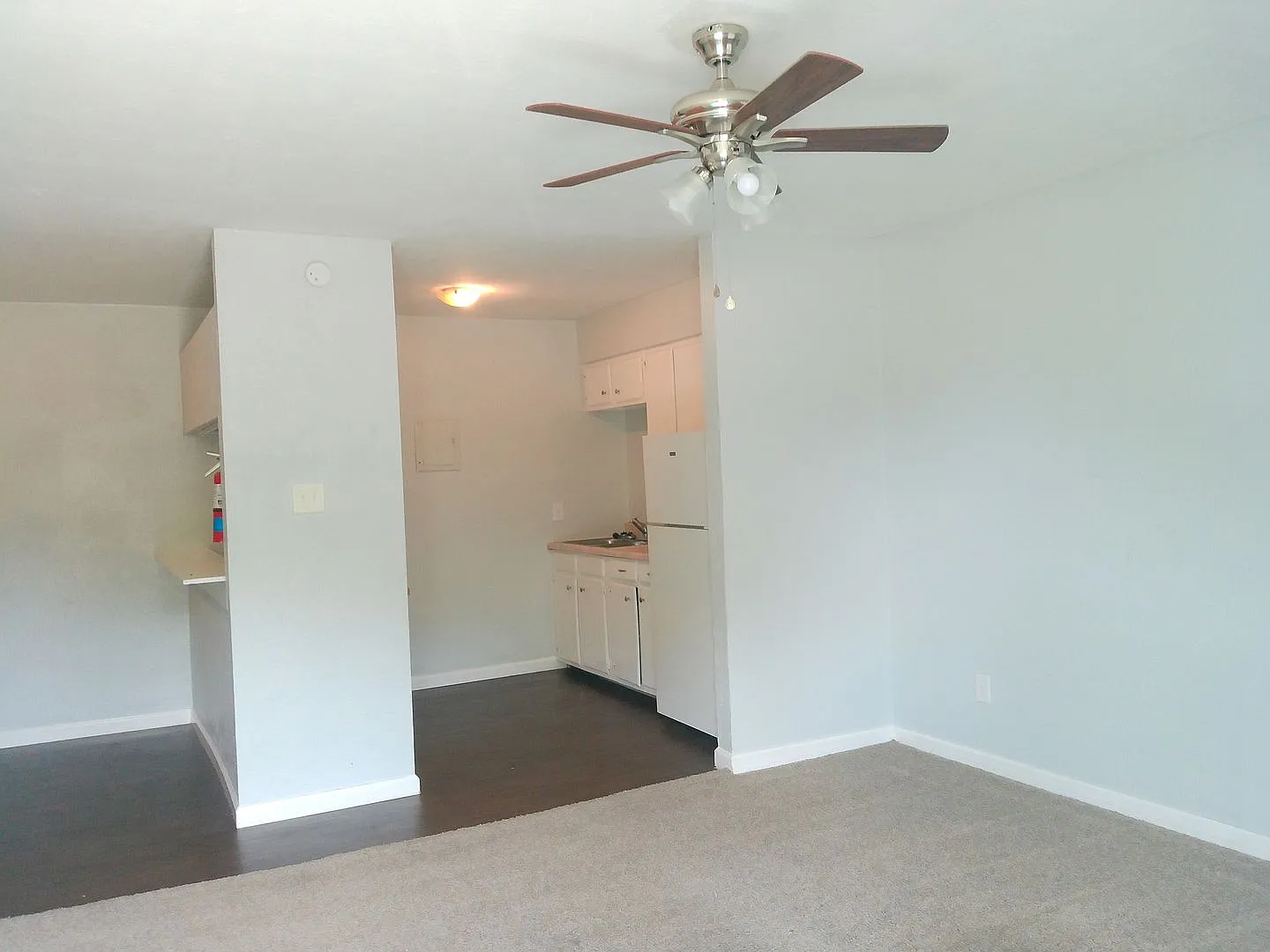 2026 Waldron Unit 209 - 1/Bed 1/Bath - $695/month — Photo 3