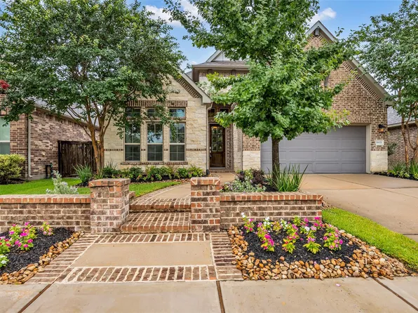 16626 Highland Country Dr, Cypress, TX 77433