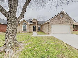 6808 Running Creek Dr, Arlington, TX 76001