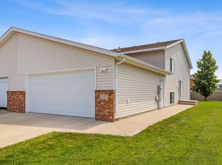 5192 49th Ave S, Fargo, ND 58104