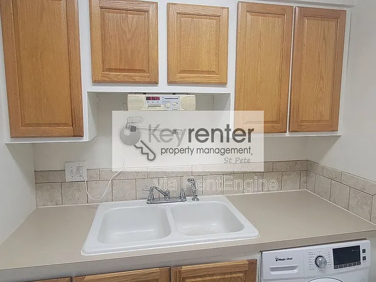 151 Medallion Blvd #G — Photo 8