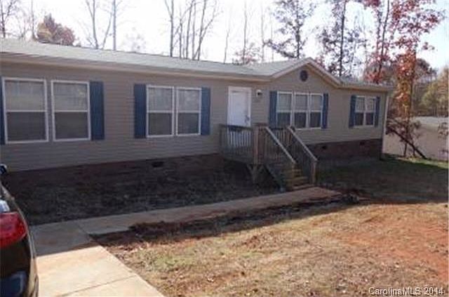 1st image of 177 Village Point Dr