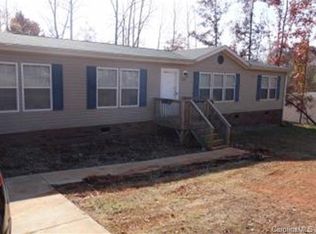 177 Village Point Dr, Statesville, NC 28625