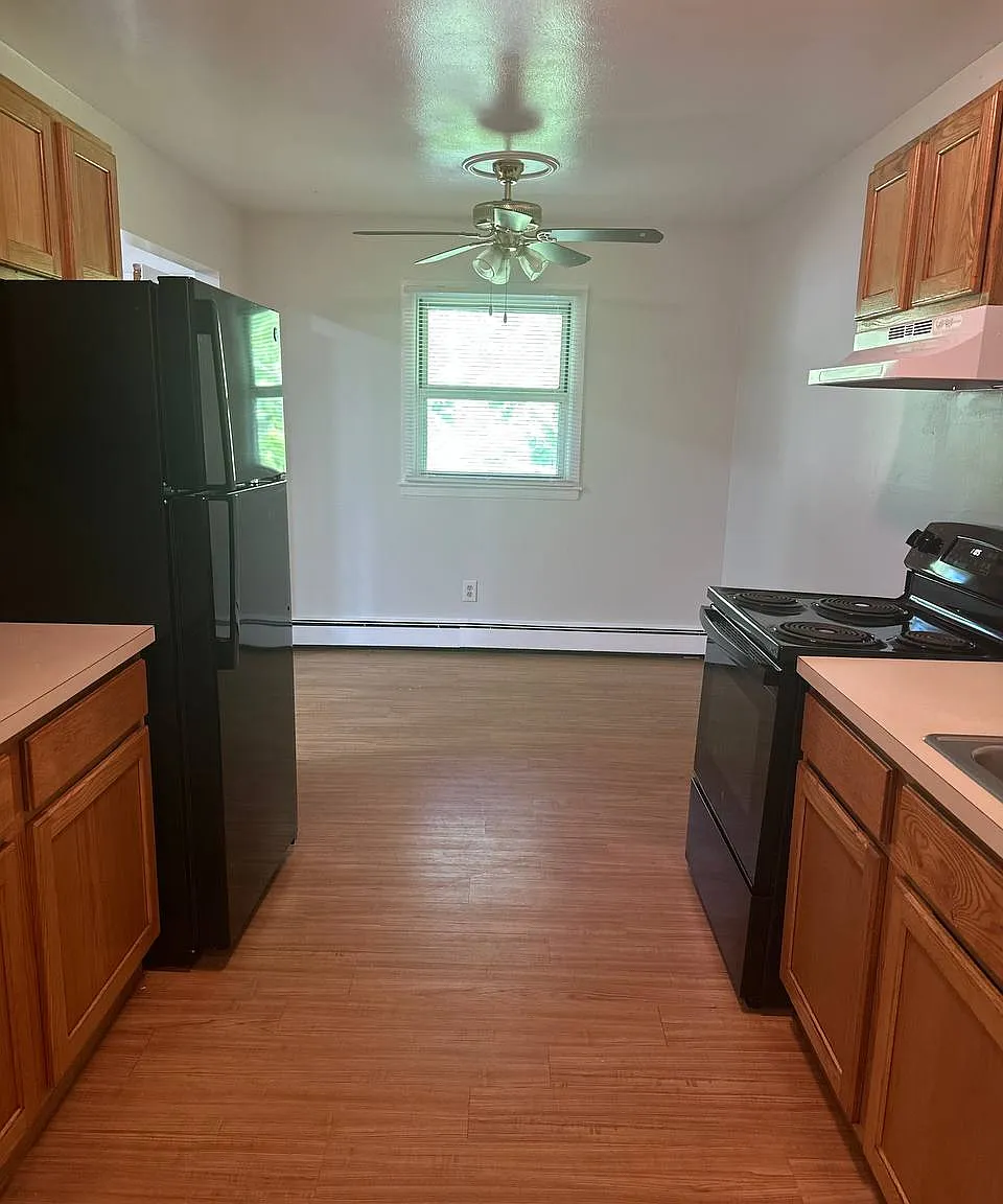 1 bed, $1,600 — Photo 2