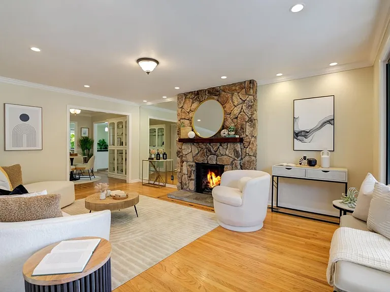 755 Sycamore Ave #101 — Photo 4