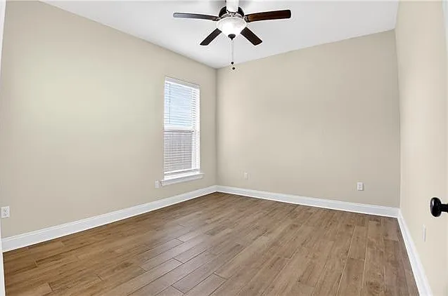 103 Cypress Park Ln — Photo 17