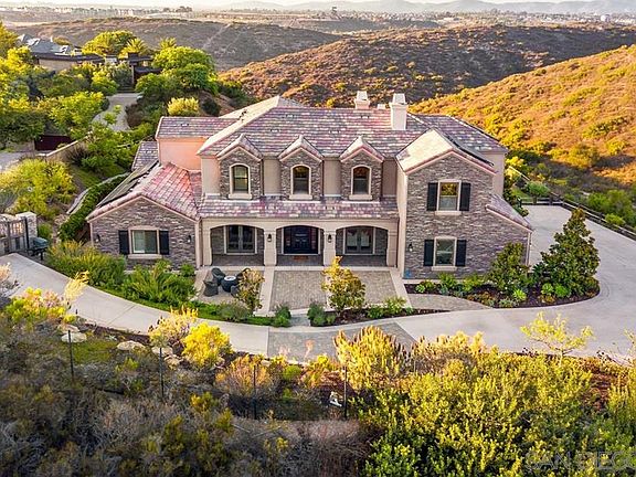 3rd image of 6619 Three Canyons Ct