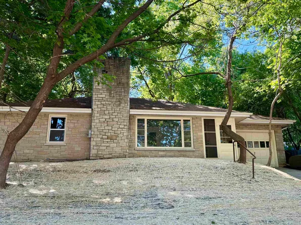 1305 E Johnson St, Madison, WI 53703