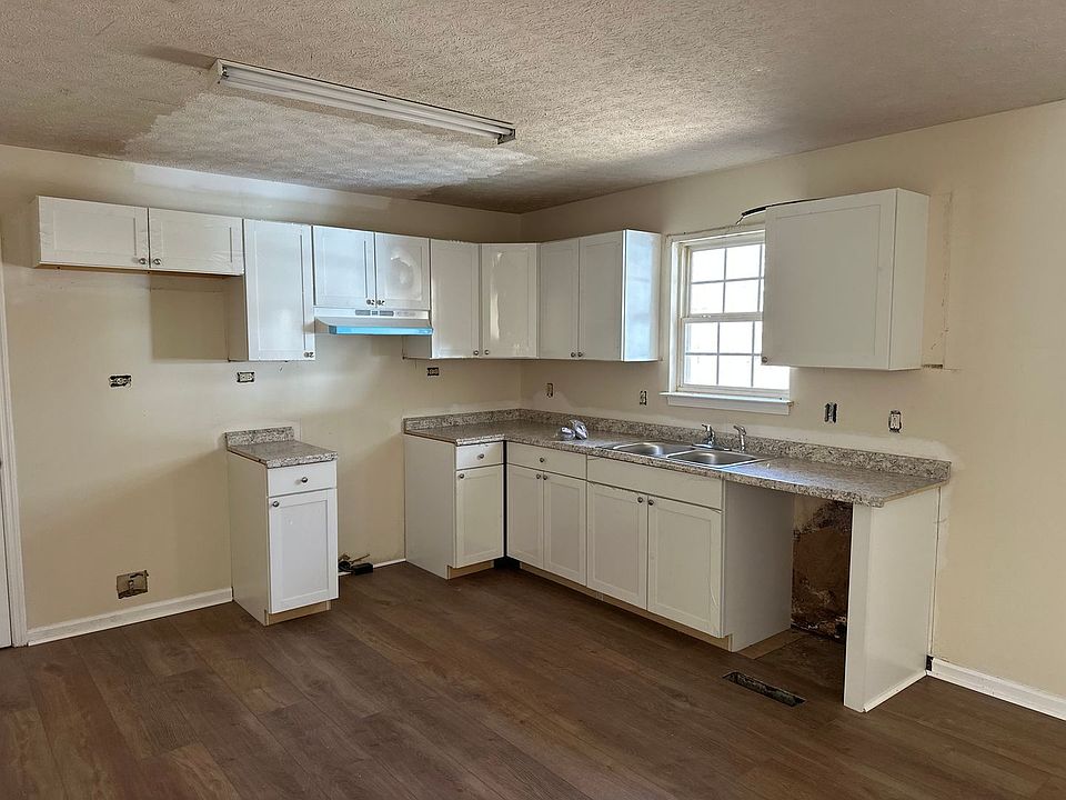 2nd image of 170 Widgeon Dr