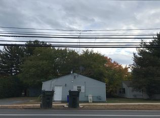 20 Elm St, Windsor Locks, CT 06096