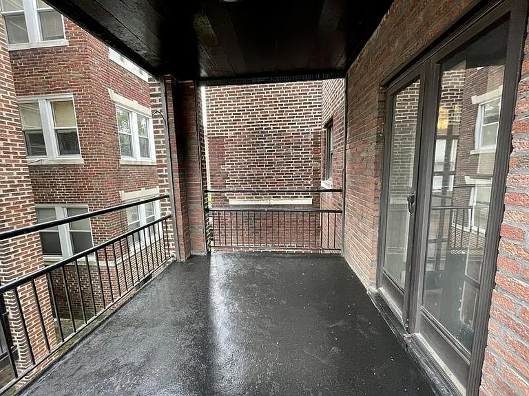 6323 S Rosebury Ave #2E — Photo 17