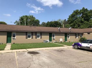 4152 Airport Rd, Waterford, MI 48329