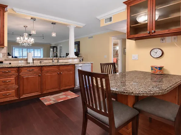 211 S Hollybrook Drive #101, Pembroke Pines, FL 33025