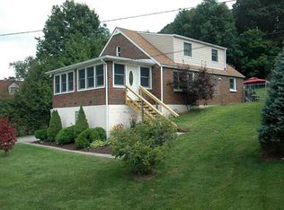 249 McWilliams Rd, Trafford, PA 15085