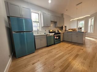 184 Moffat St #3, Brooklyn, NY 11207