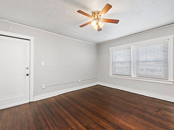 3rd image of 1115-1121 W 40th St #3W