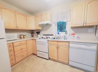 33 Valley Dr Floor 1, Greenwich, CT 06831