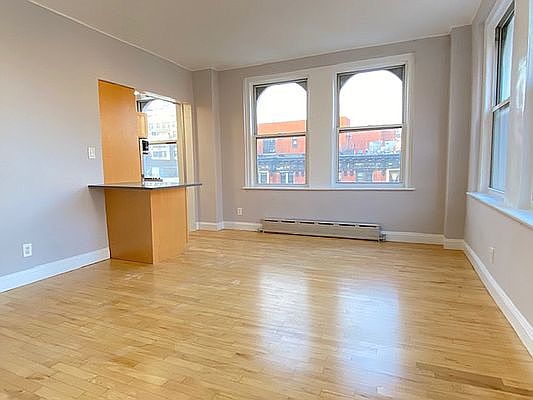 5th image of 223 2nd Ave APT 5C