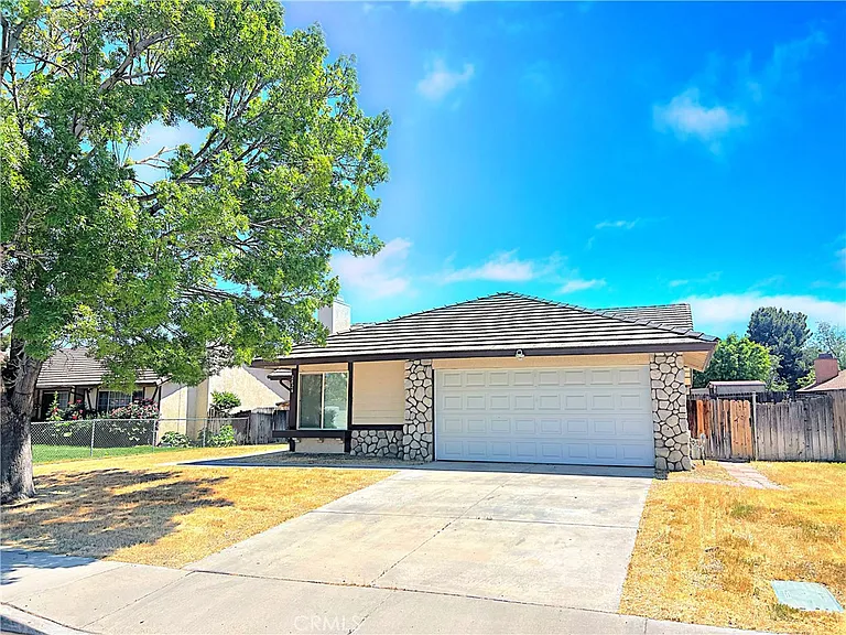 2826 San Ramon Dr — Photo 13