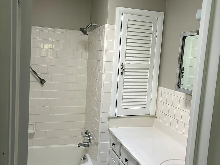 Bedroom 1 Bathroom