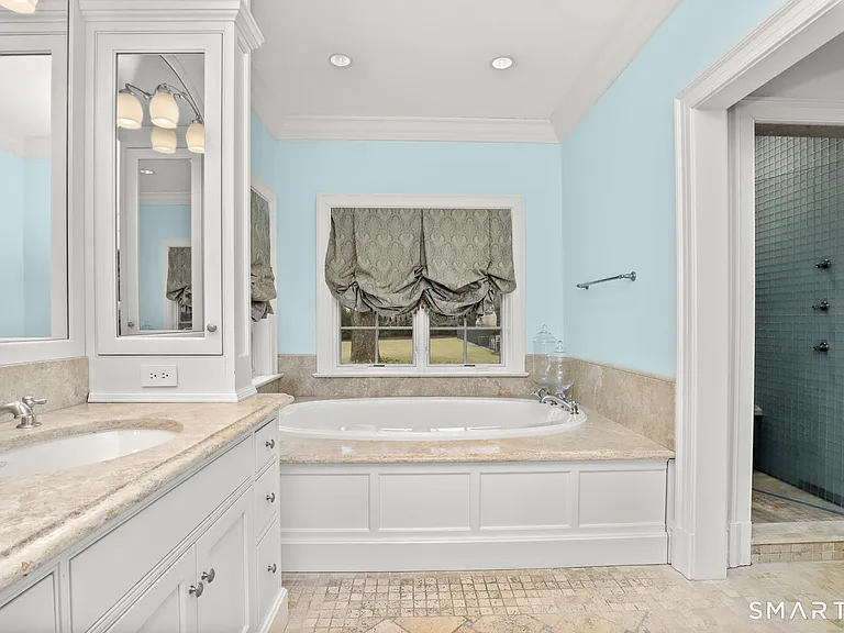 1300 Rock Rimmon Rd — Photo 15