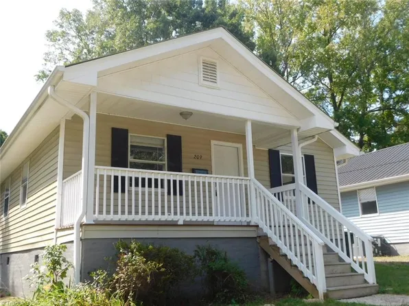 209 Armfield Ave, Asheboro, NC 27203