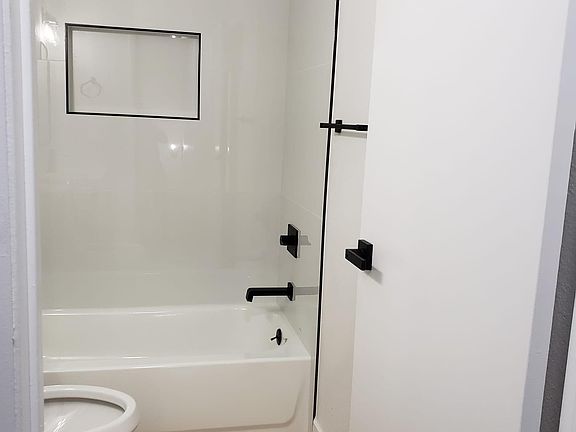 4th image of 2464 Paradise Village Way