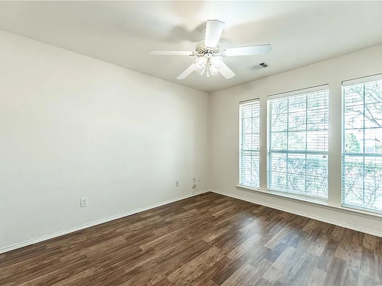 2424 Brycewood Ln — Photo 26