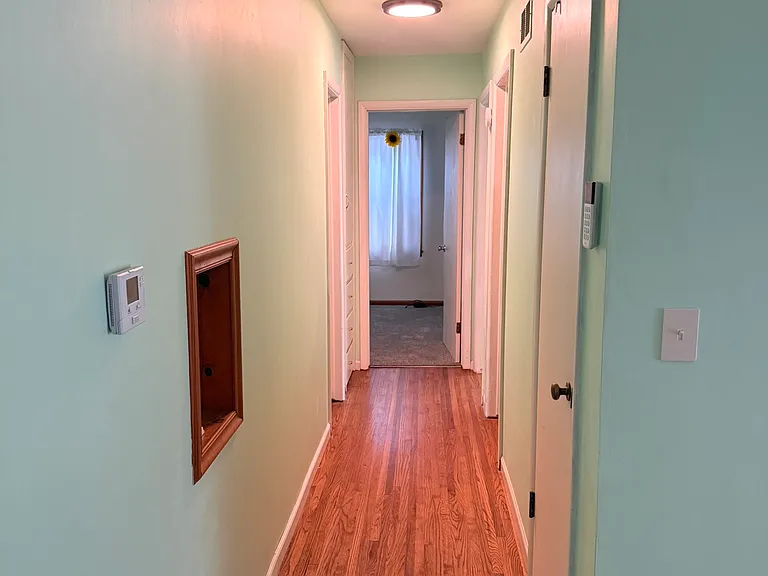 260 Stewart Ave — Photo 8