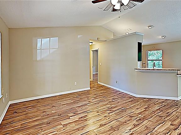 3rd image of 1370 18th St