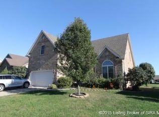 5606 Silktree Trl, Jeffersonville, IN 47130