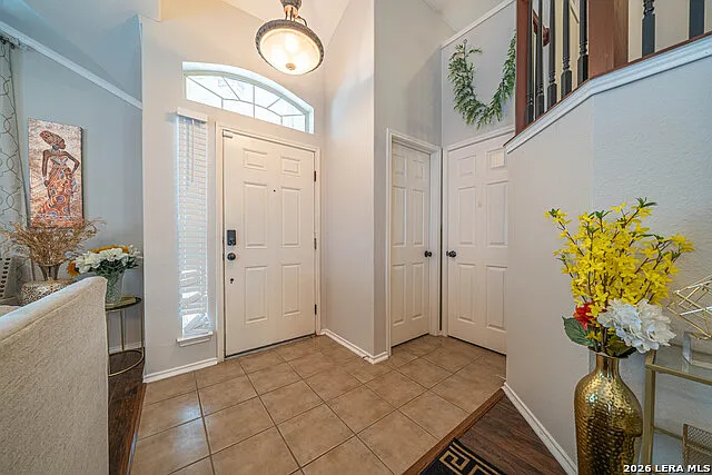 5 bed, 3.5 bath, 3325 sqft, $3,000 — Photo 4