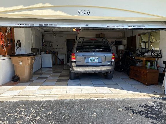 4th image of 4300 NW 12th Avenue