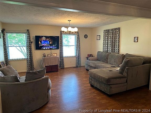 5th image of 575 N Roberts Ave