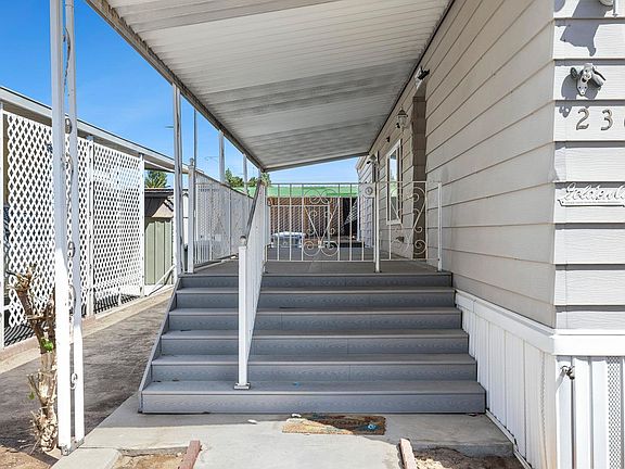 4th image of 2706 W Ashlan Ave Space 236