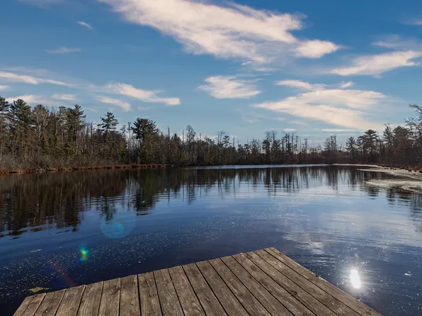 N2950 Otter Dr, Waupaca, WI 54981