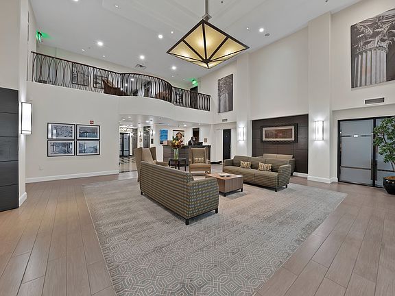 3rd image of 330 Las Colinas Blvd #338