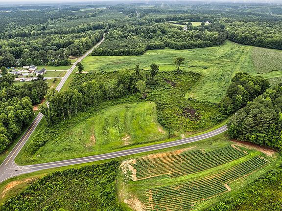 4th image of 8 Murray Loop Rd