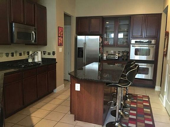 3rd image of 23096 Minerva Dr