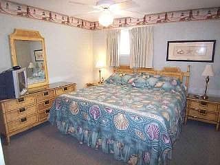 5th image of 2711 Gulf Blvd