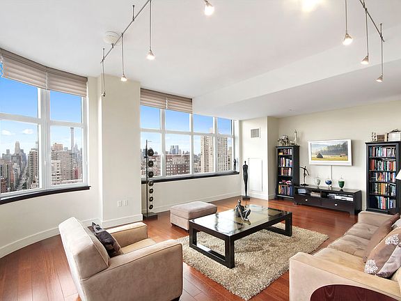 2nd image of 181 E 90th St APT 30B