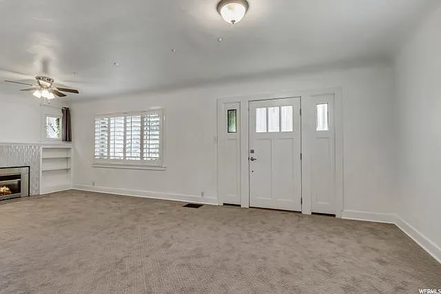 2 bed, 1.5 bath, 2036 sqft, $3,000 — Photo 4