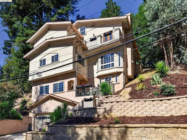6700 Moore Dr, Oakland, CA 94611
